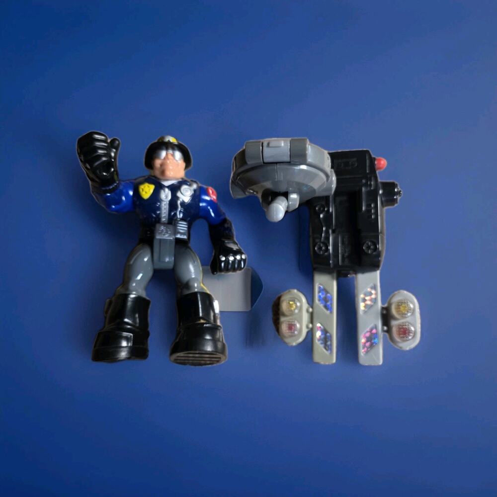 2001 Fisher-Price Rescue Heroes Night Patrol Willy Stop Police Officer